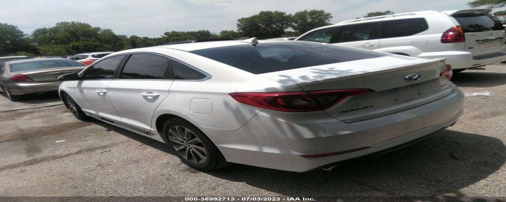 5NPE34AF7FH091335 2015 HYUNDAI SONATA photo no. 3