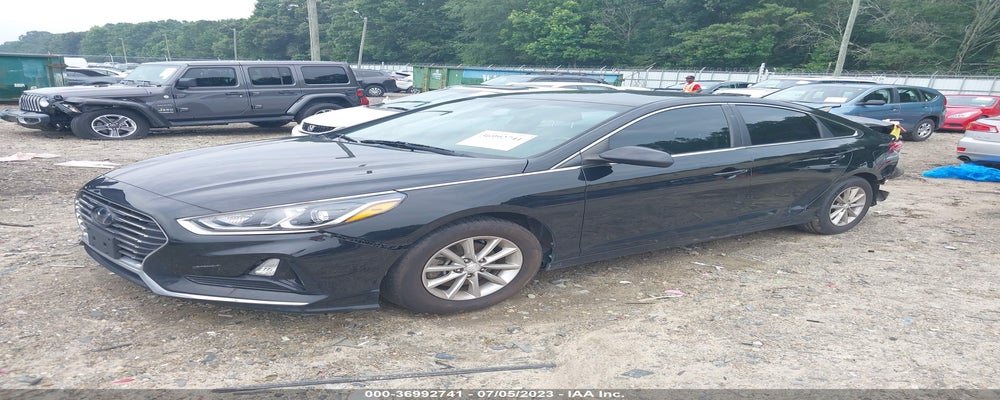 5NPE24AF0KH767220 2019 HYUNDAI SONATA photo no. 2