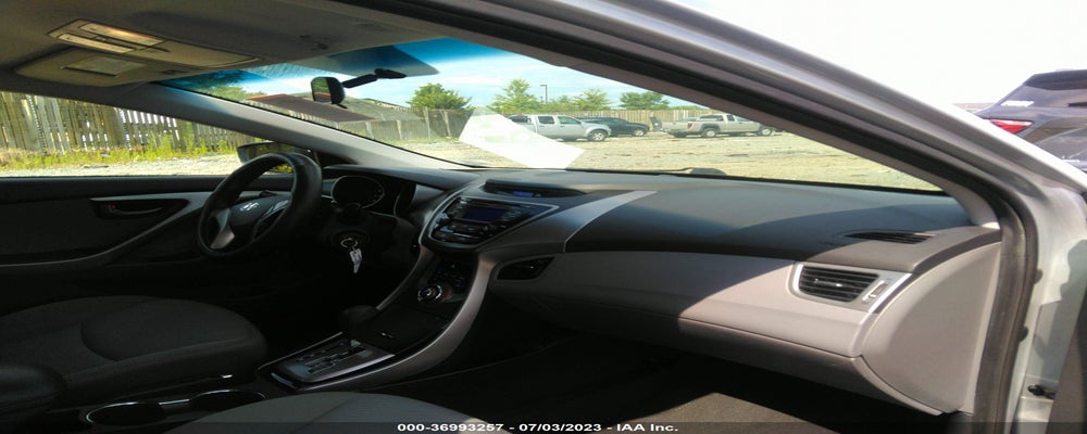 5NPDH4AE3DH264088 2013 HYUNDAI ELANTRA photo no. 5