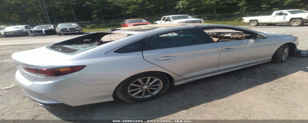 5NPE24AF5KH787074 2019 HYUNDAI SONATA photo no. 4