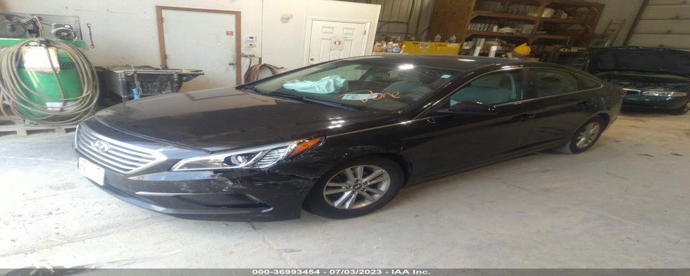 5NPE24AF2HH507555 2017 HYUNDAI SONATA photo no. 2