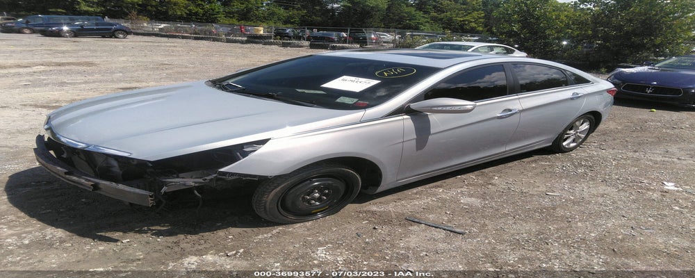 5NPEC4AC4BH200169 2011 HYUNDAI SONATA photo no. 2