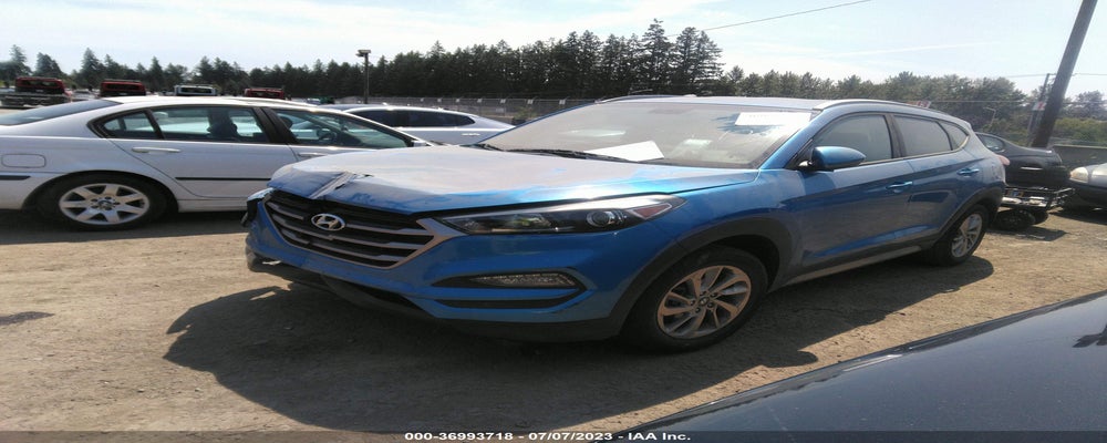 KM8J33A42HU330012 2017 HYUNDAI TUCSON photo no. 2