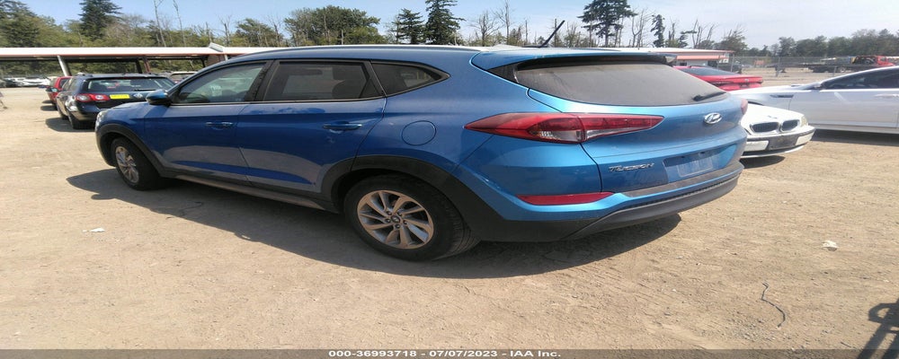 KM8J33A42HU330012 2017 HYUNDAI TUCSON photo no. 3