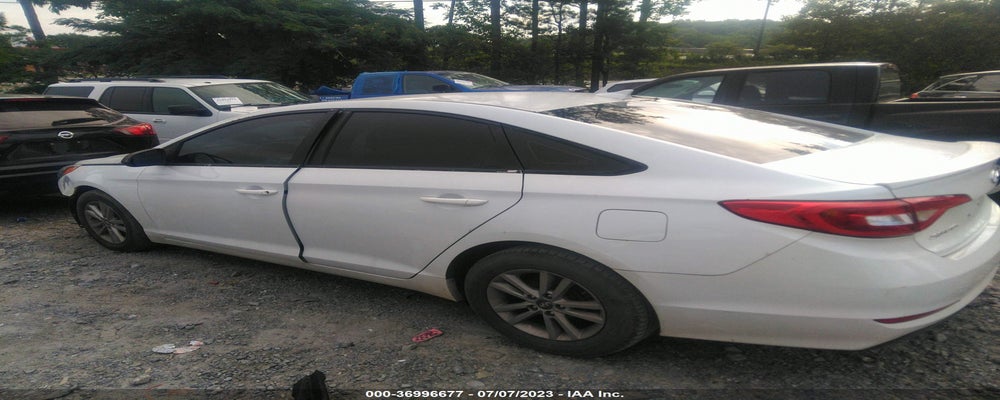 5NPE24AF6FH068986 2015 HYUNDAI SONATA photo no. 3