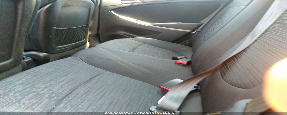 KMHCT5AE7FU228246 2015 HYUNDAI ACCENT photo no. 8