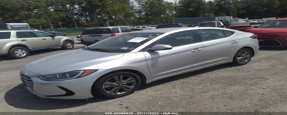 5NPD84LF3JH335372 2018 HYUNDAI ELANTRA photo no. 2