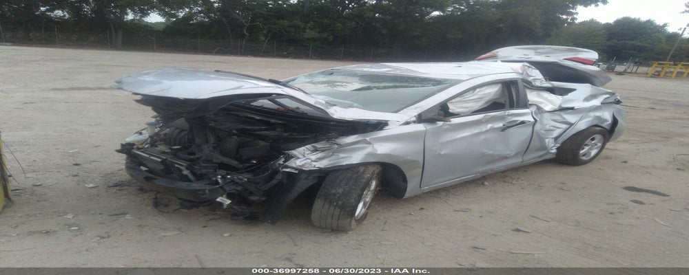 5NPDH4AEXEH496026 2014 HYUNDAI ELANTRA photo no. 2