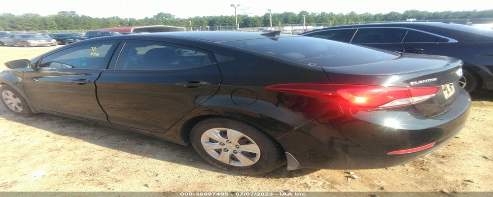 KMHDH4AE2GU479337 2016 HYUNDAI ELANTRA photo no. 3