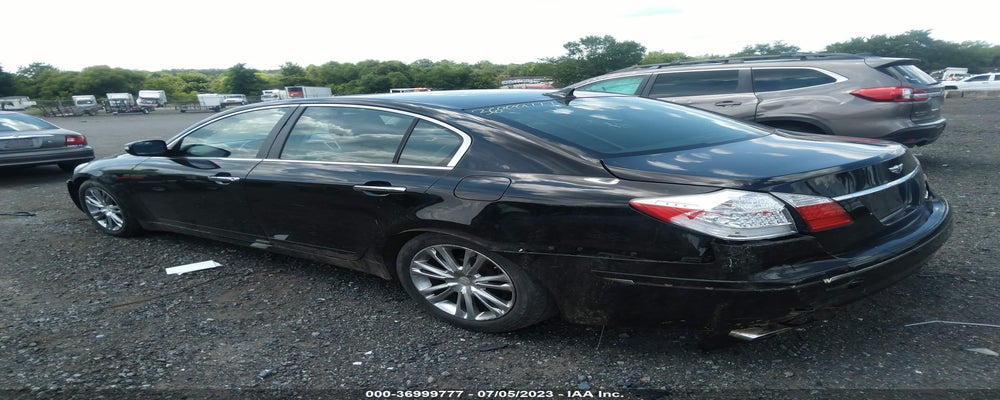KMHGC4DE2BU123793 2011 HYUNDAI GENESIS photo no. 3