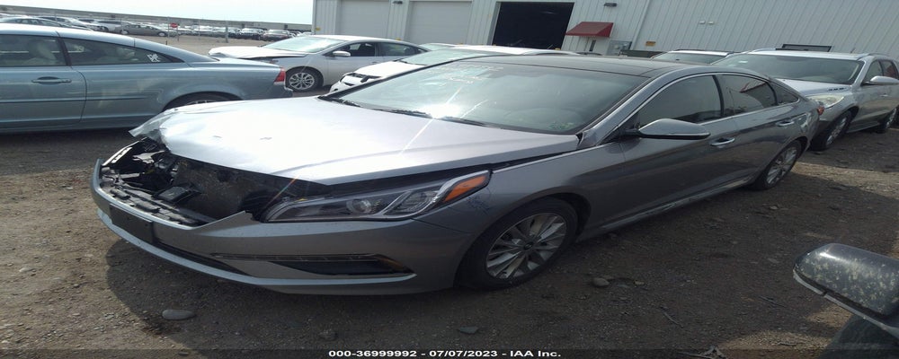 5NPE34AF8FH222806 2015 HYUNDAI SONATA photo no. 2