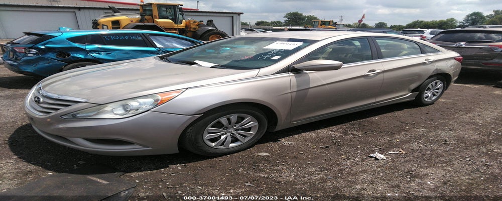 5NPEB4AC1BH061492 2011 HYUNDAI SONATA photo no. 2