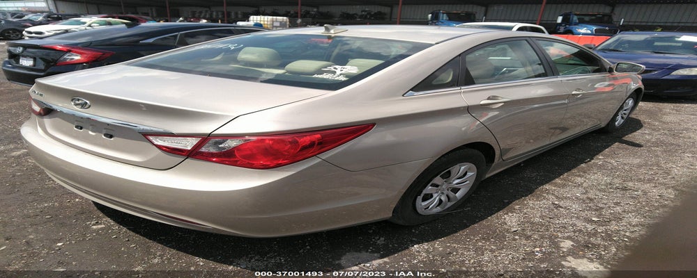 5NPEB4AC1BH061492 2011 HYUNDAI SONATA photo no. 4