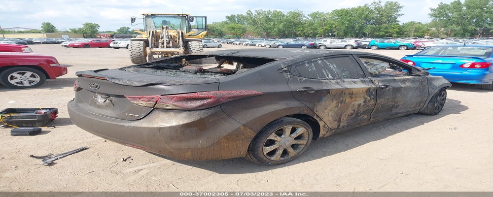 5NPDH4AE5DH293706 2013 HYUNDAI ELANTRA photo no. 4
