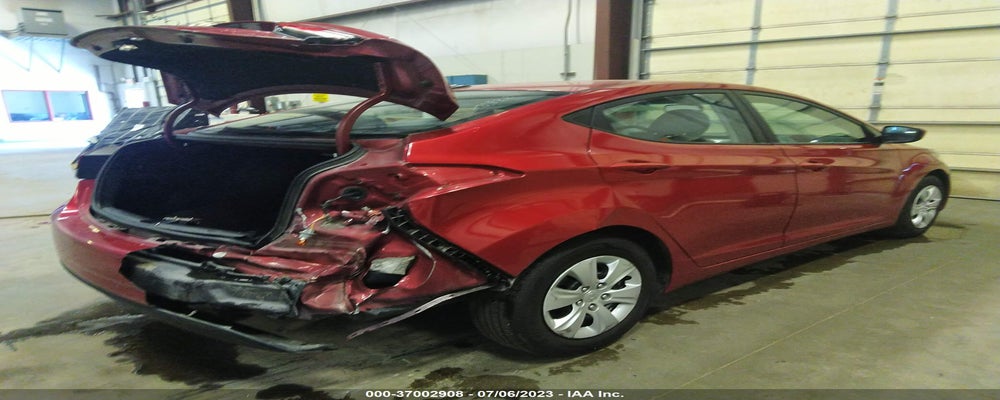 5NPDH4AE1GH745624 2016 HYUNDAI ELANTRA photo no. 4