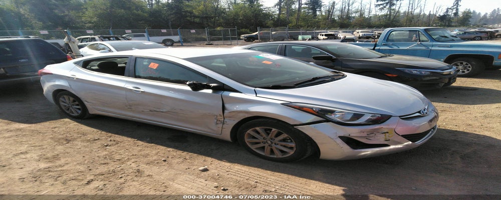 5NPDH4AE2FH616581 2015 HYUNDAI ELANTRA photo no. 10