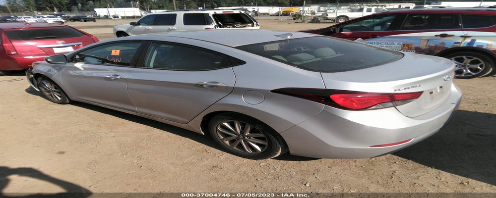 5NPDH4AE2FH616581 2015 HYUNDAI ELANTRA photo no. 3