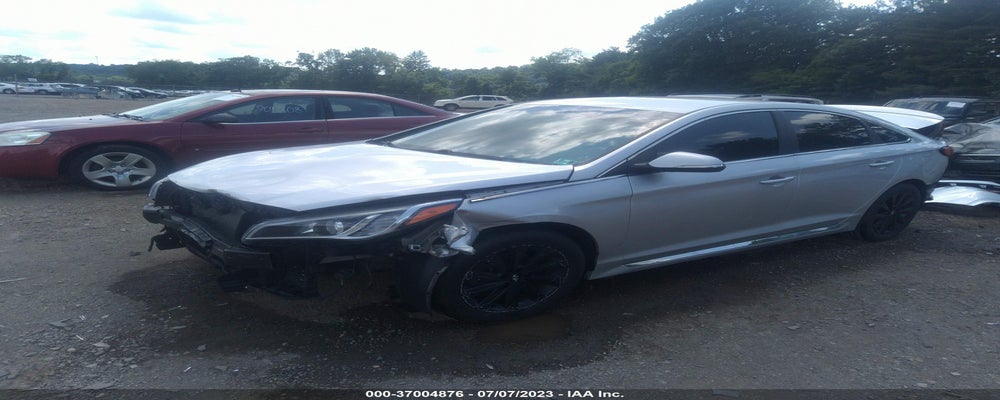 5NPE34AFXFH029671 2015 HYUNDAI SONATA photo no. 2