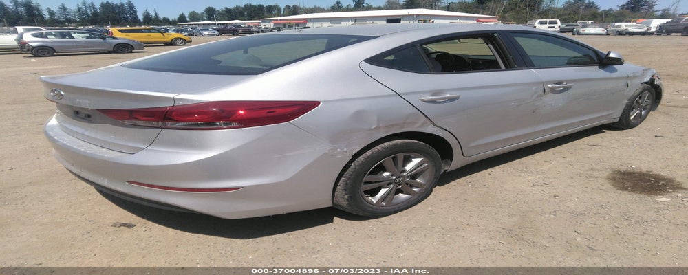 5NPD84LF4HH172578 2017 HYUNDAI ELANTRA photo no. 4