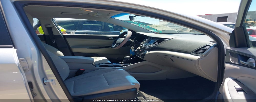 KM8J2CA43JU778901 2018 HYUNDAI TUCSON photo no. 5