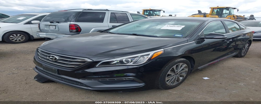 5NPE34AFXGH283639 2016 HYUNDAI SONATA photo no. 2