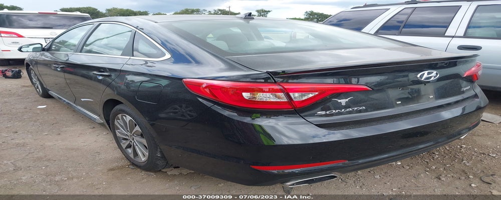 5NPE34AFXGH283639 2016 HYUNDAI SONATA photo no. 3