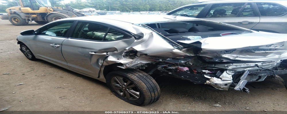 5NPD84LF2JH236560 2018 HYUNDAI ELANTRA photo no. 3