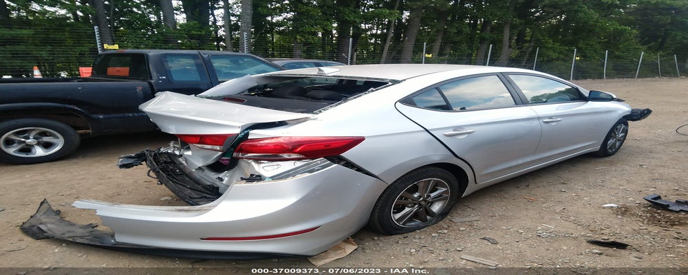 5NPD84LF2JH236560 2018 HYUNDAI ELANTRA photo no. 4