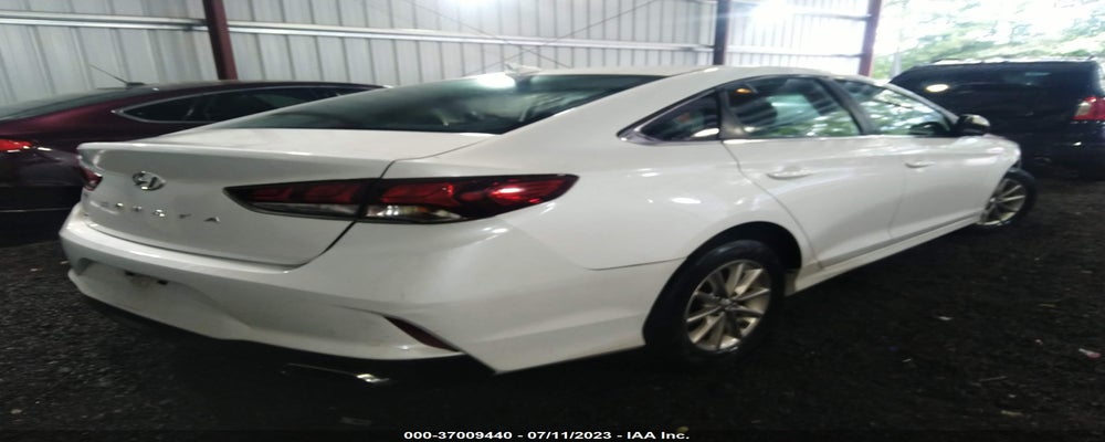 5NPE24AF7JH689128 2018 HYUNDAI SONATA photo no. 4