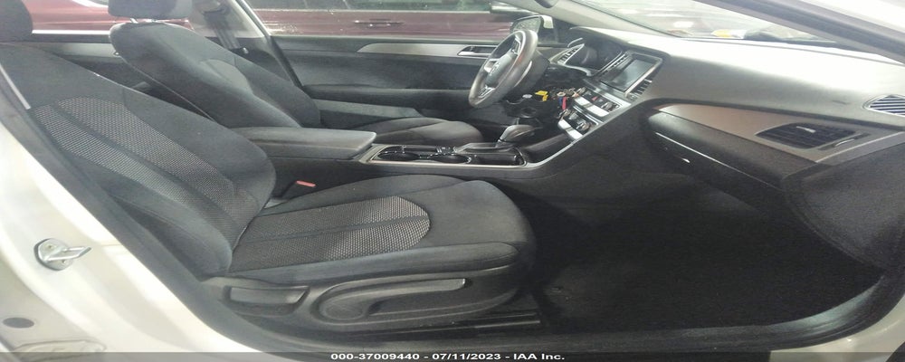 5NPE24AF7JH689128 2018 HYUNDAI SONATA photo no. 5
