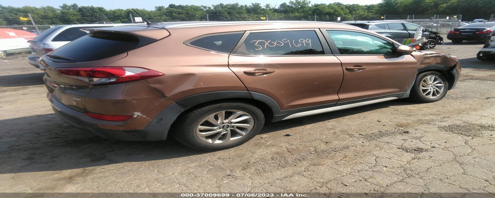 KM8J3CA4XHU506126 2017 HYUNDAI TUCSON photo no. 4