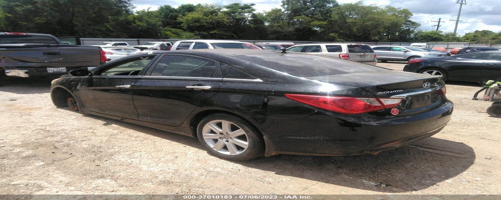 5NPEC4AC7BH144048 2011 HYUNDAI SONATA photo no. 3