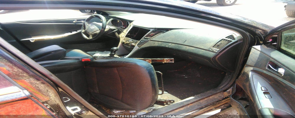 5NPEC4AC7BH144048 2011 HYUNDAI SONATA photo no. 5