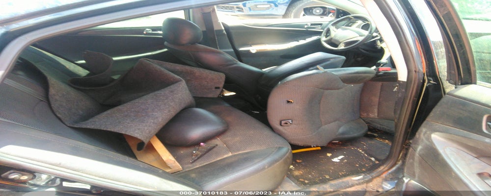 5NPEC4AC7BH144048 2011 HYUNDAI SONATA photo no. 8