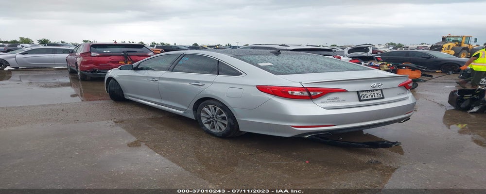 5NPE34AF8GH268072 2016 HYUNDAI SONATA photo no. 3