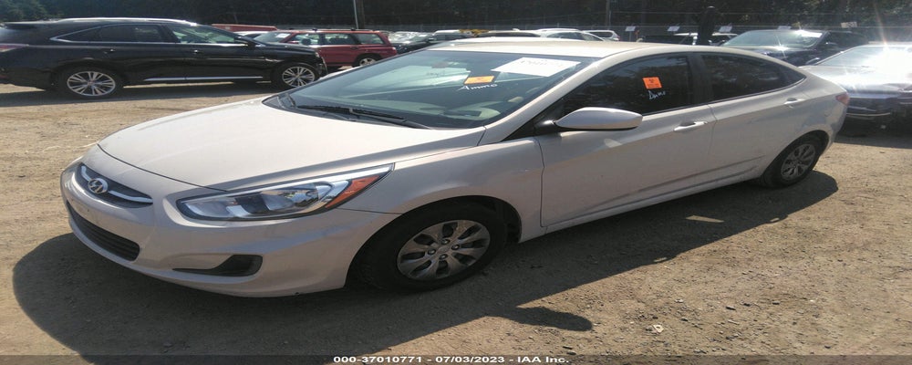 KMHCT4AE4HU173073 2017 HYUNDAI ACCENT photo no. 2
