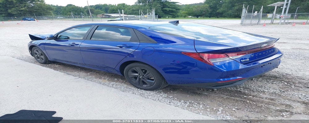 KMHLM4AG0MU121058 2021 HYUNDAI ELANTRA photo no. 3