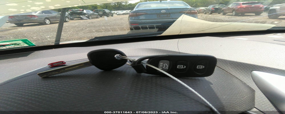 KMHTC6AD8GU266700 2016 HYUNDAI VELOSTER photo no. 11