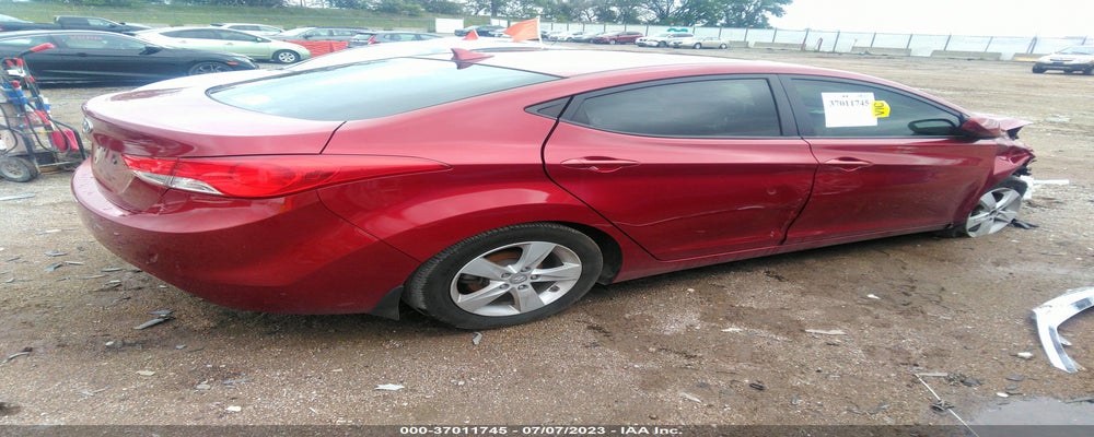 5NPDH4AE7DH417099 2013 HYUNDAI ELANTRA photo no. 4