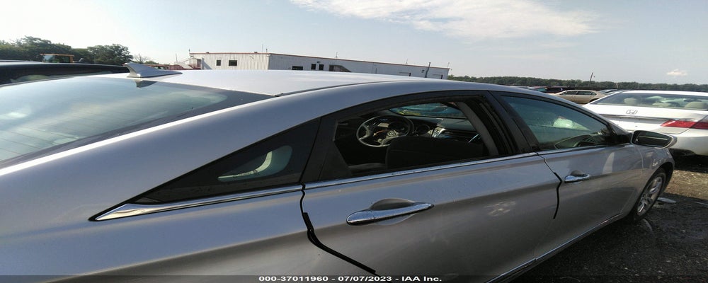 5NPEB4AC0BH202164 2011 HYUNDAI SONATA photo no. 6