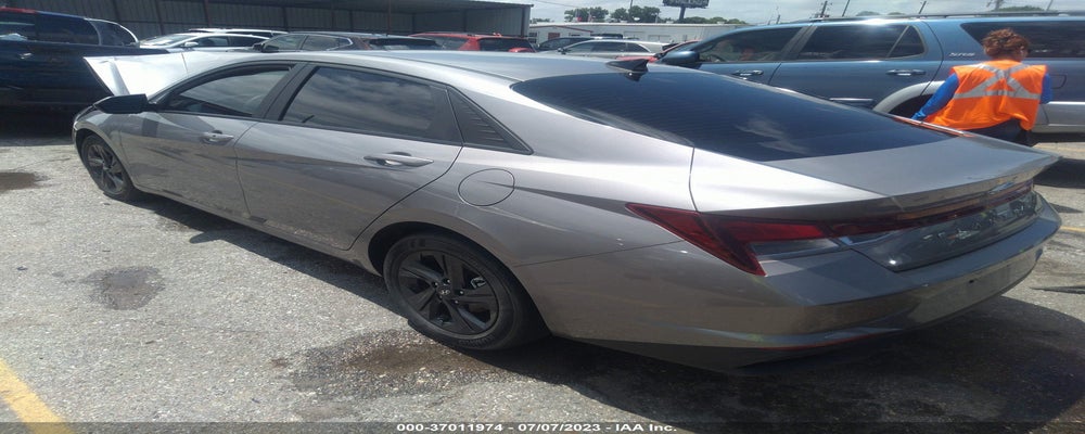 KMHLM4AG6PU554310 2023 HYUNDAI ELANTRA photo no. 3