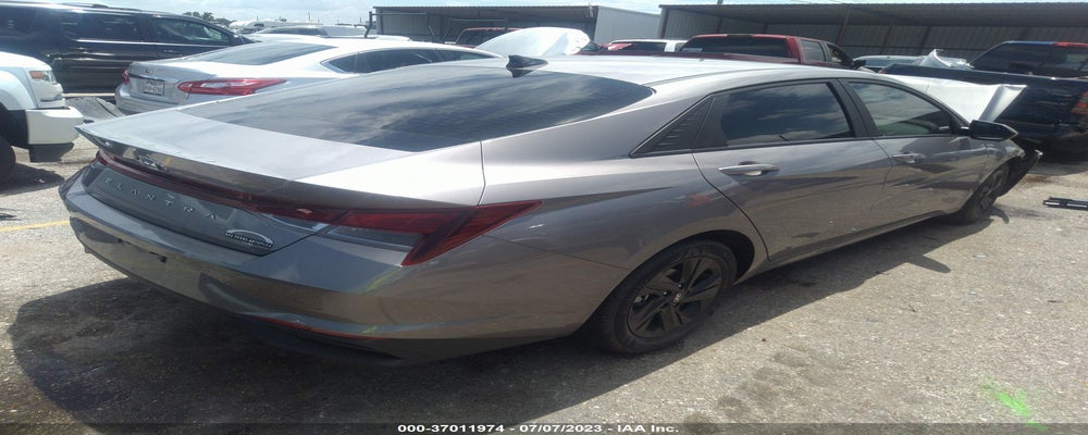 KMHLM4AG6PU554310 2023 HYUNDAI ELANTRA photo no. 4