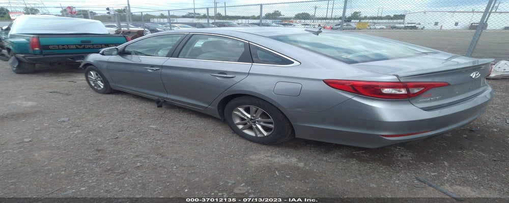5NPE24AF9HH492939 2017 HYUNDAI SONATA photo no. 3