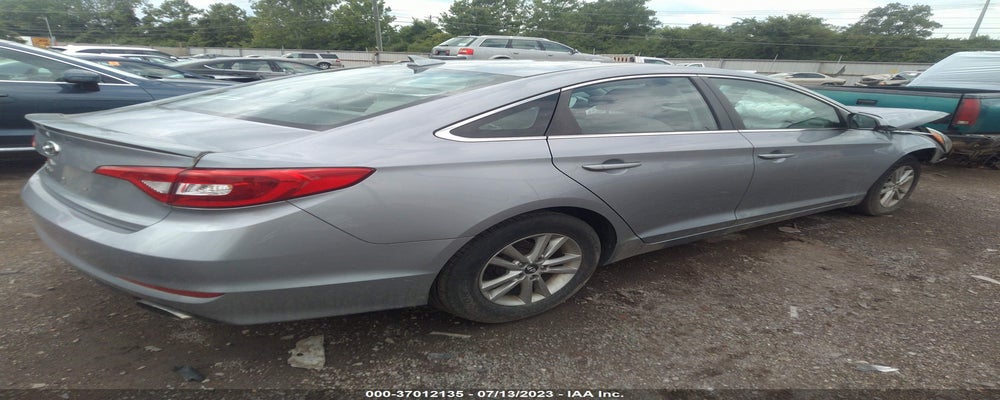 5NPE24AF9HH492939 2017 HYUNDAI SONATA photo no. 4