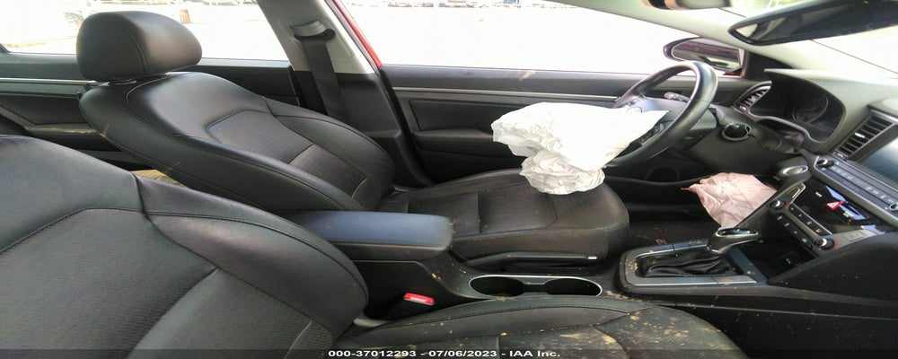 5NPD84LF2HH163684 2017 HYUNDAI ELANTRA photo no. 5