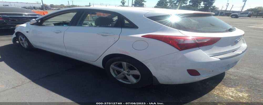 KMHD35LH4GU257961 2016 HYUNDAI ELANTRA GT photo no. 3