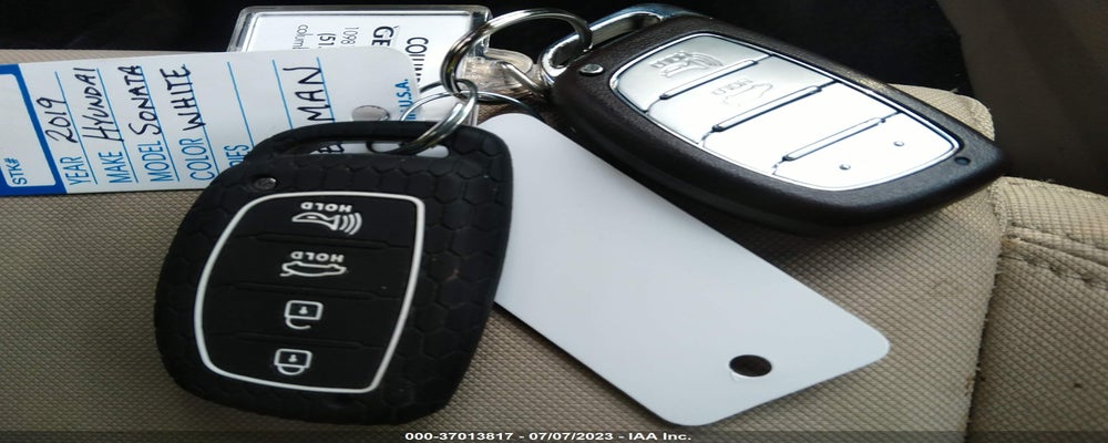 KMHE24L30KA093298 2019 HYUNDAI SONATA HYBRID photo no. 11
