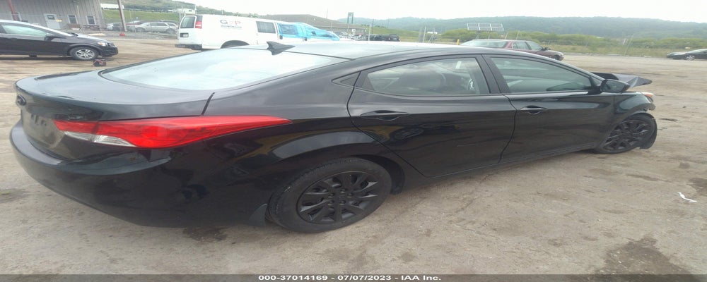 5NPDH4AE1DH158268 2013 HYUNDAI ELANTRA photo no. 4