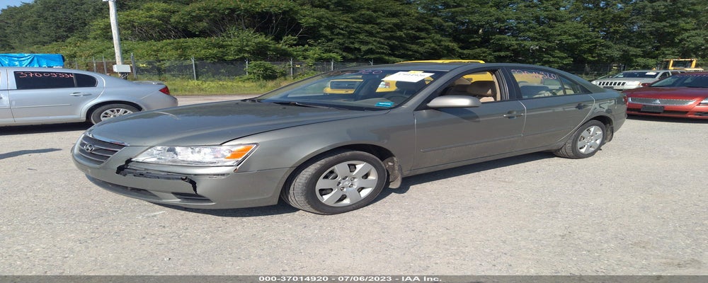 5NPET4AC9AH645392 2010 HYUNDAI SONATA photo no. 2