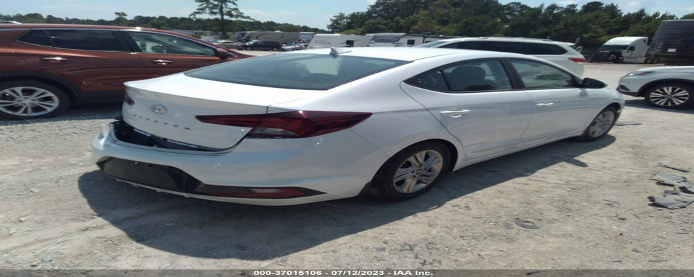 5NPD84LFLH564537  2017 HYUNDAI ELANTRA photo no. 4